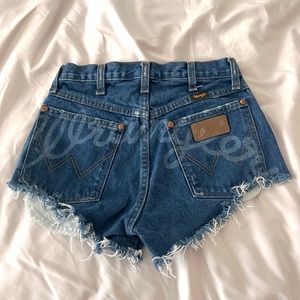 Wrangler High Waisted Jean Shorts size 25